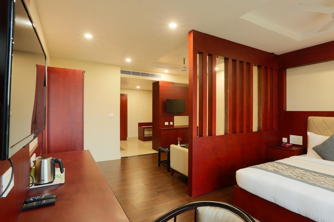 Hotel Jironi Jorhat Luaran gambar